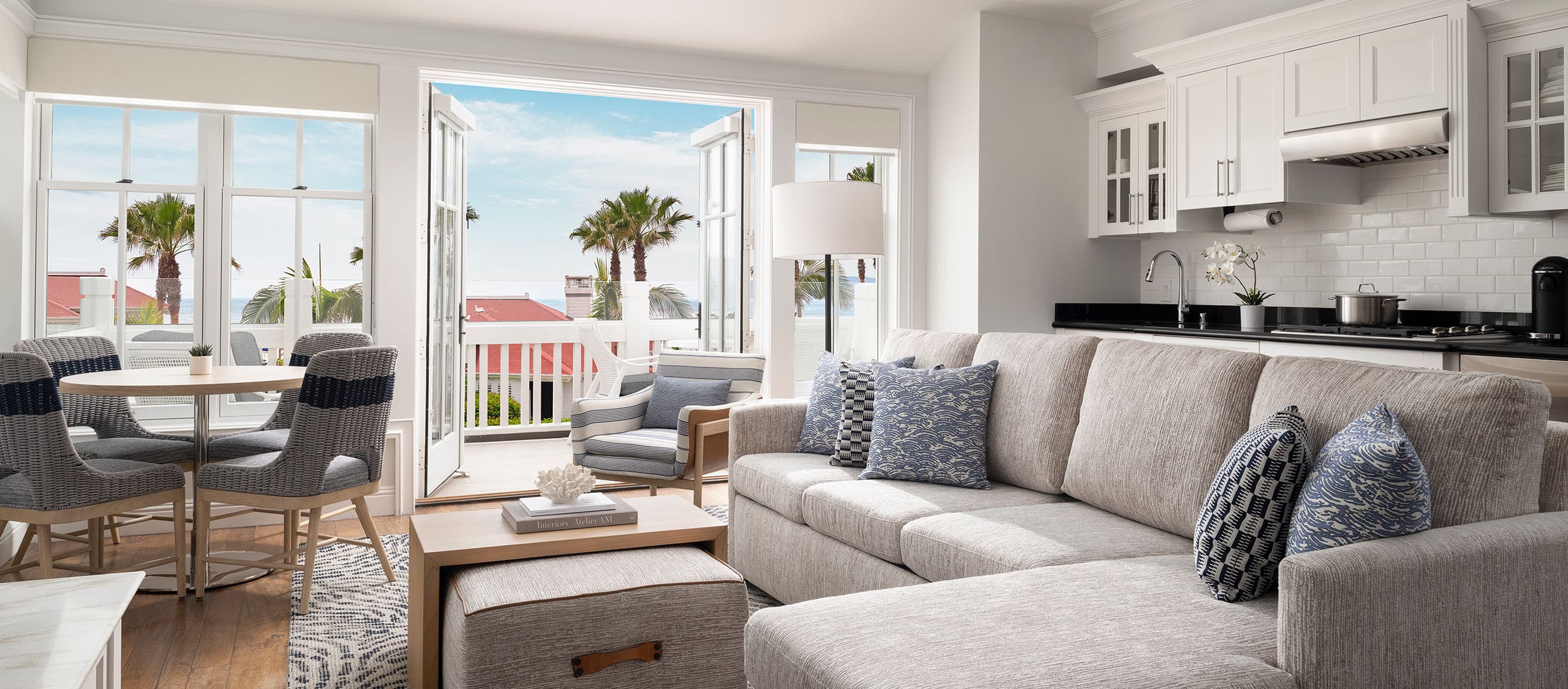 Villa Loft Oceanview Living Room