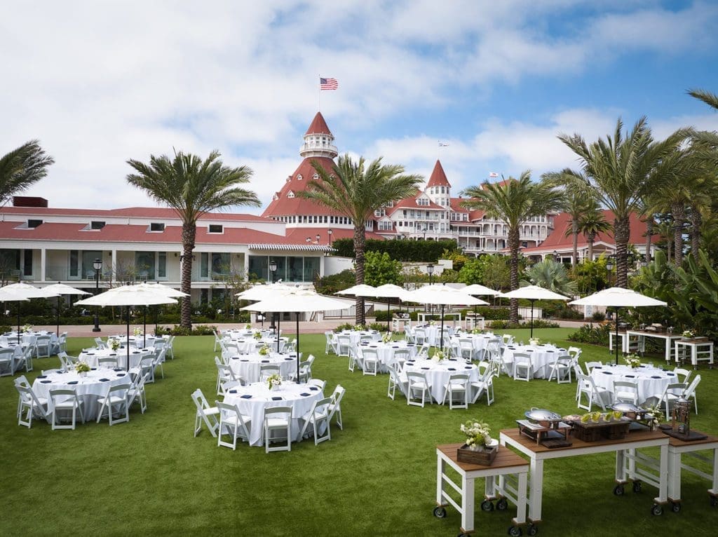 Southpointe Lawn luncheon facing turret